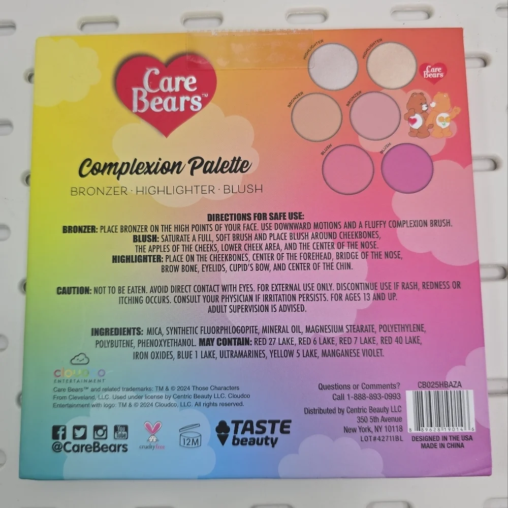 CARE BEARS Complexion Palette Blush Bronzer Highlighter Taste Beauty Collector's